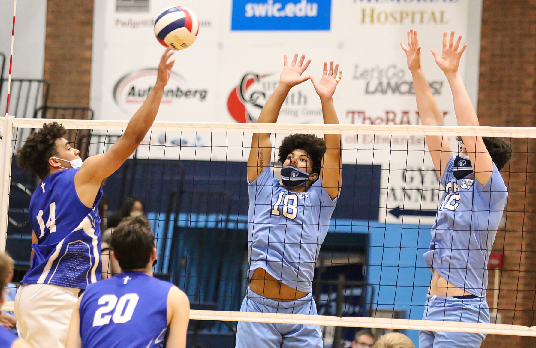 Belleville East vs. Alton Marquette boys volleyball